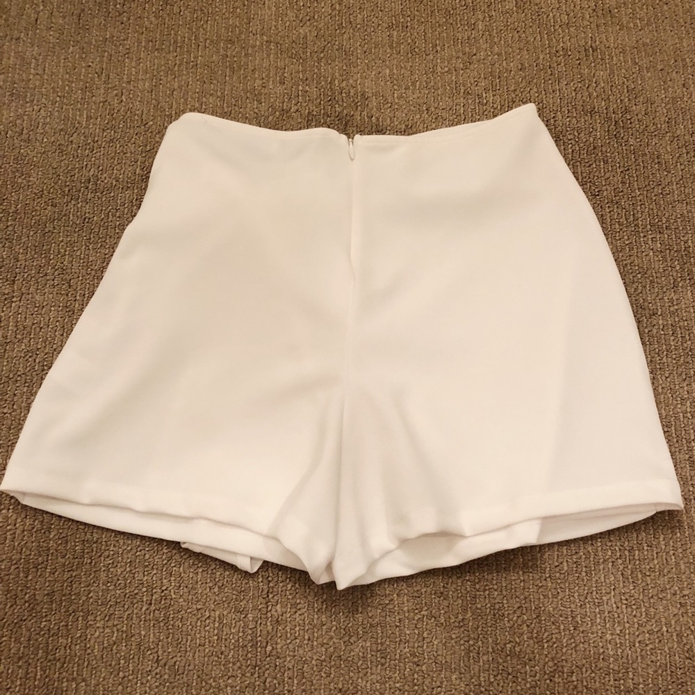 NEVER WORN White Skort - Picture 4 of 4